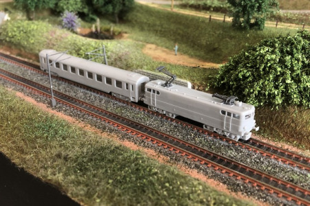 Découvrez le protoype des BB9200 + voiture UIC